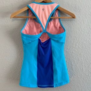 Ivivva LuluLemon Tank Top Athletic shirt Size 14 -
